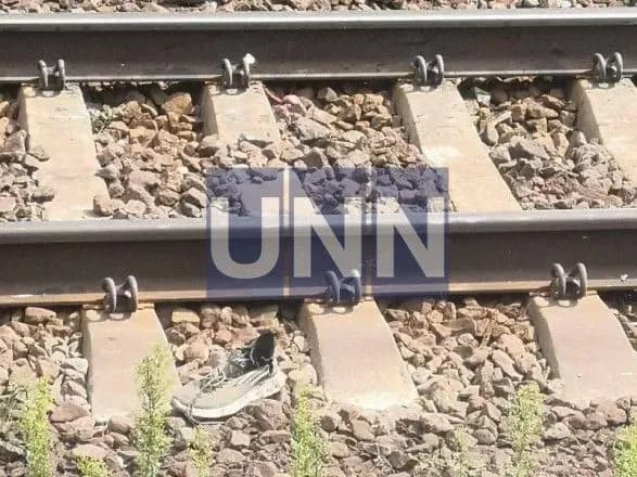 na-kiyivschini-shvidkisniy-potyag-zbiv-cholovika