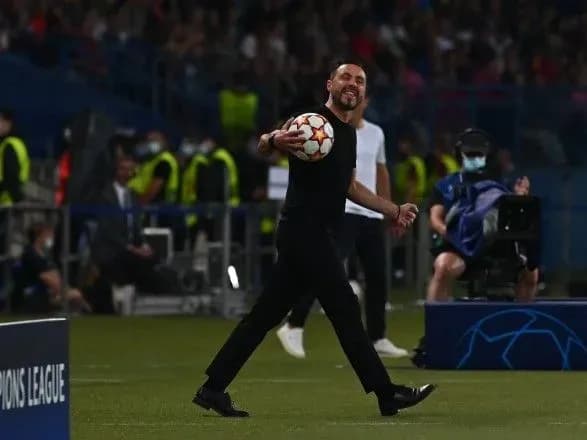 de-dzerbi-pro-gru-z-monako-mudrik-spravzhniy-talant