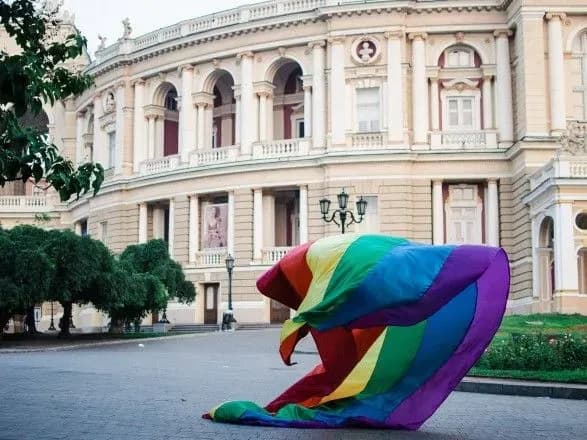 v-odesi-pogrozhuyut-uchasnikam-maybutnogo-lgbti-marshu-amnesty-international-zaklikala-vladu-vidreaguvati