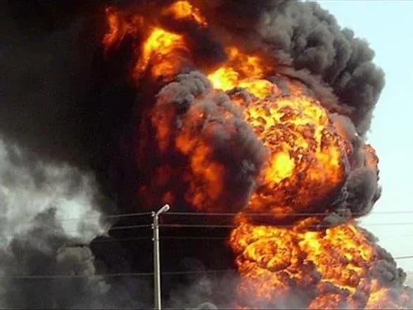 vibukhi-na-viyskovomu-skladi-v-kazakhstani-kilkist-postrazhdalikh-zrosla-do-90-chetvero-zagiblikh