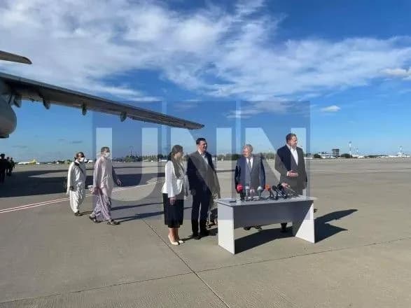 troma-bortami-z-afganistanu-vivezli-blizko-80-ukrayintsiv-yenin