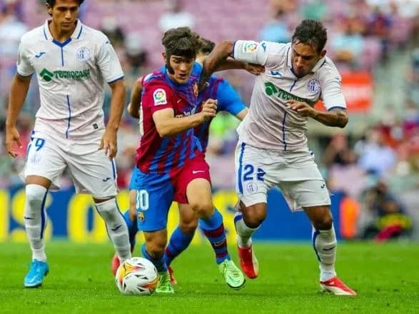 supernik-dinamo-po-lizi-chempioniv-zdobuv-minimalniy-vigrash-v-la-lizi