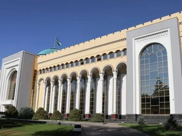 uzbekistan-ne-bude-vidkrivati-kordon-z-afganistanom-i-priymati-bizhentsiv