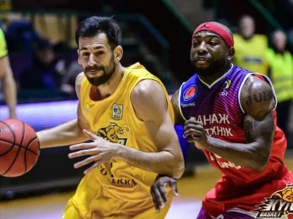 basketbol-novachok-superligi-pidsilivsya-troma-legionerami