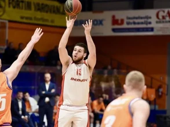 zavershili-komplektatsiyu-bk-krivbas-pidpisav-chornogorskogo-forvarda