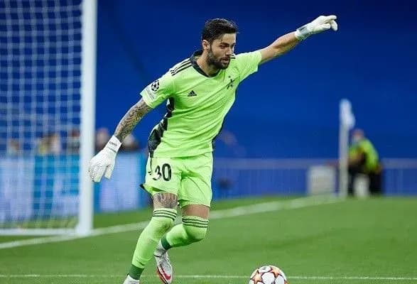 pidopichnogo-verniduba-nazvano-naykraschim-futbolistom-turu-ligi-chempioniv