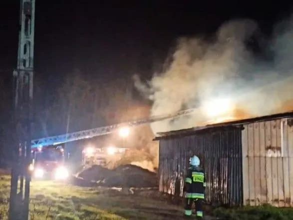 pidpalili-ptakhofermu-ta-pronikli-u-kramnitsyu-u-polschi-zatrimali-ukrayintsiv