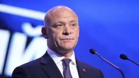 ekspert-v-odesi-naybilshe-zroschennya-biznesu-i-politiki-cherez-tse-op-mozhe-tisnuti-na-trukhanova