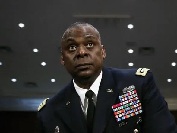 glava-pentagonu-vidvidaye-ukrayinu