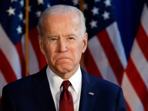 reyting-dzho-baydena-v-ssha-vpav-scho-vplinulo