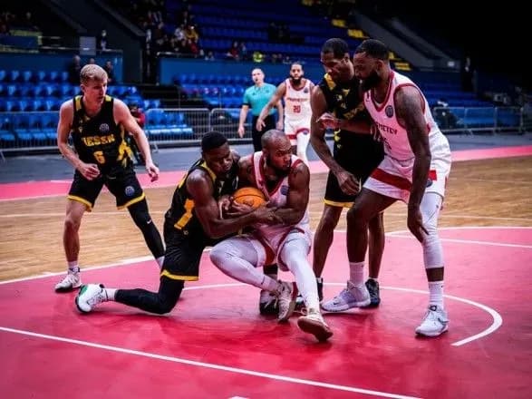 chinniy-chempion-ukrayini-proviv-drugiy-poyedinok-grupovogo-etapu-ligi-chempioniv-fiba