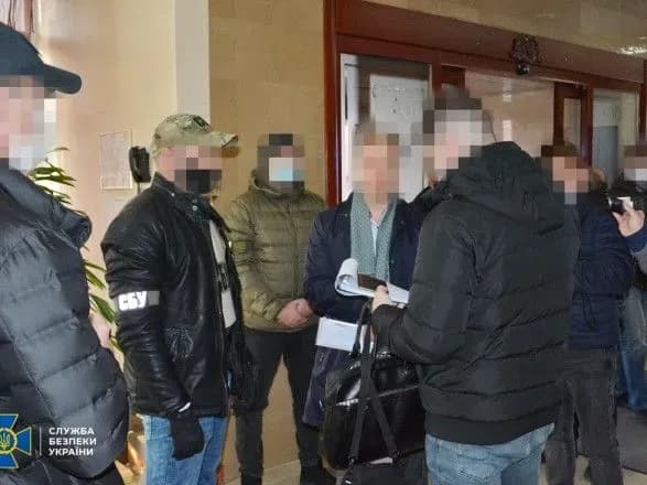 obitsyav-100-tis-dolariv-schoroku-lobist-shou-biznesu-khotiv-pidkupiti-nardepa-slugu-sanchenka