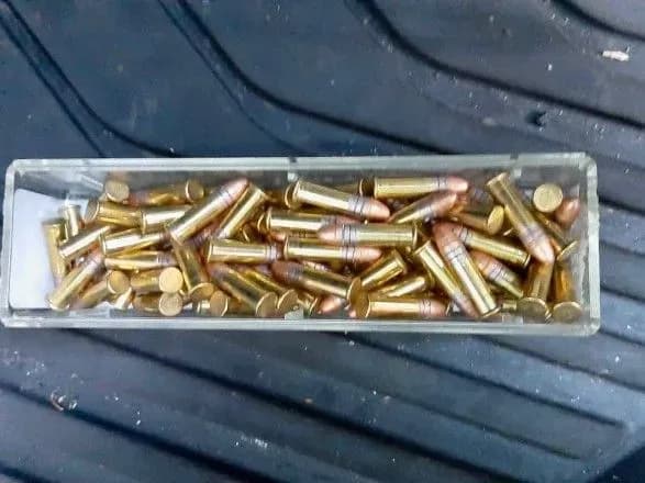 v-avto-z-ssha-prikordonniki-znovu-viyavili-boyepripasi