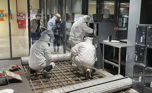 u-lutskomu-supermarketi-znayshli-paket-iz-rtuttyu