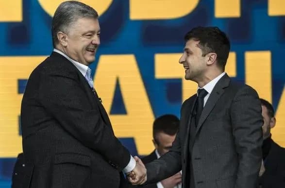 zelenskiy-podyakuvav-poroshenku-za-prodazh-telekanaliv