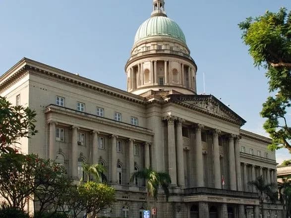 sud-singapuru-zasudiv-gromadyanina-malayziyi-do-strati-za-zberigannya-geroyinu