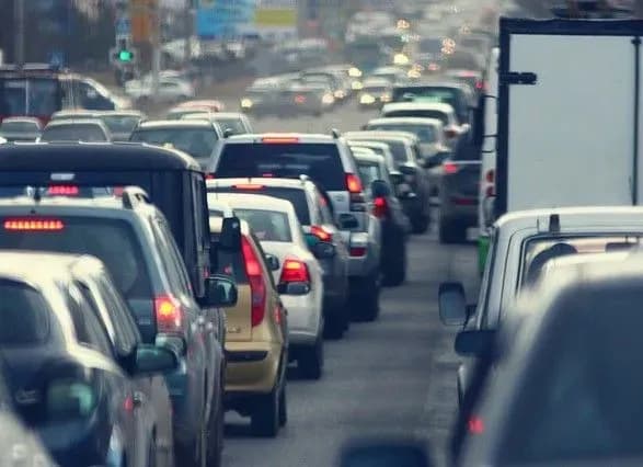 povne-perekrittya-mostu-patona-sprichinit-zhakhlivi-zatori-u-stolitsi-ekspert