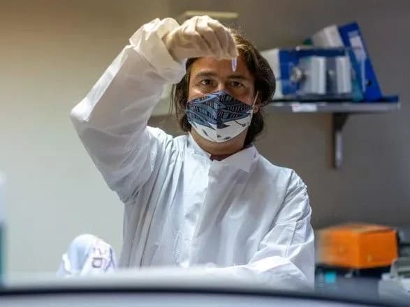 omicron-pronik-vzhe-v-11-krayin-yes