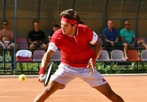 ukrayinskiy-tenisist-stav-chvertfinalistom-zmagan-u-turechchini