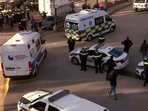 saakashvili-znovu-privezli-do-sudu