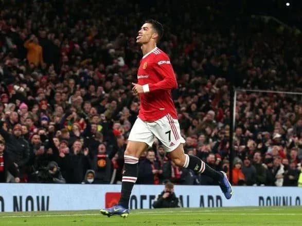 dubl-ronaldu-dopomig-manchester-yunayted-obigrati-arsenal