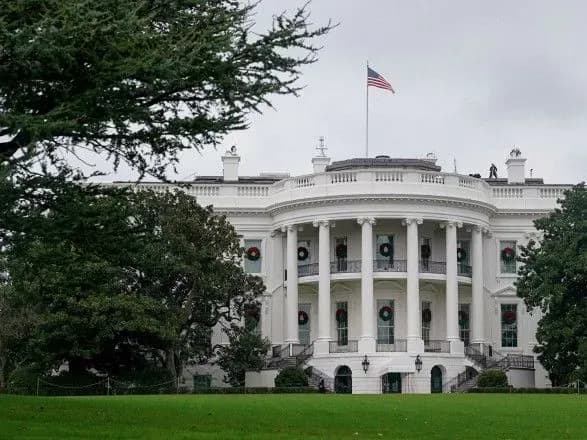 bayden-i-lideri-bukharestskoyi-devyatki-obgovorili-styaguvannya-viysk-rf-bilya-ukrayini