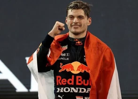formula-1-ferstappen-vpershe-u-karyeri-stav-chempionom-svitu-f1