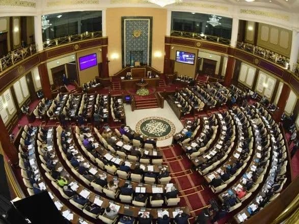 u-kazakhstani-skasuvali-smertnu-karu