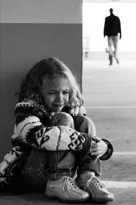 u-ssha-zhinka-prodala-znayomomu-svoyu-5-richnu-donku-yakiy-zgvaltuvav-ta-vbiv-divchinku