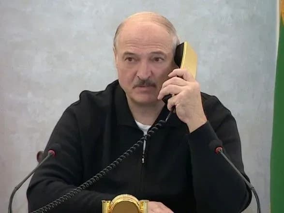 lukashenko-po-telefonu-obgovoriv-iz-putinim-ta-tokayevim-situatsiyu-v-kazakhstani-detali