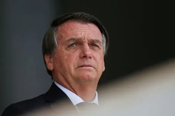 brazilskogo-prezidenta-bolsonaru-vipisali-iz-likarni