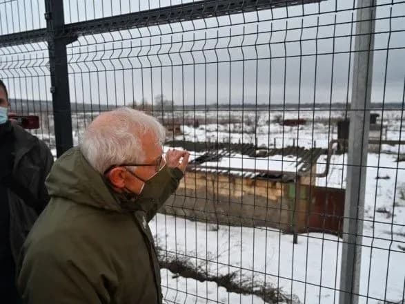 borrel-zayaviv-scho-na-vlasni-ochi-zasvidchiv-naslidki-agresiyi-rf-proti-ukrayini