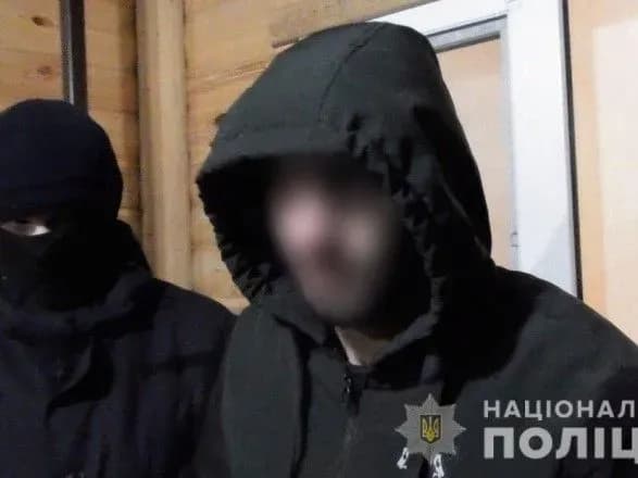 na-poltavschini-zatrimali-inozemtsiv-yaki-vikrali-fermera-ta-vimagali-viddati-biznes-ta-mayno