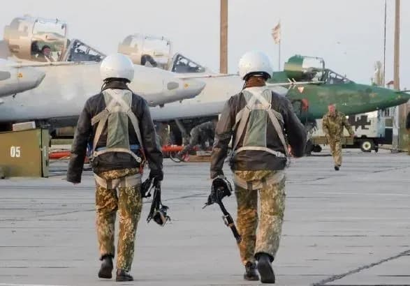 viyskovim-lotchikam-zsu-zbilshili-viplati