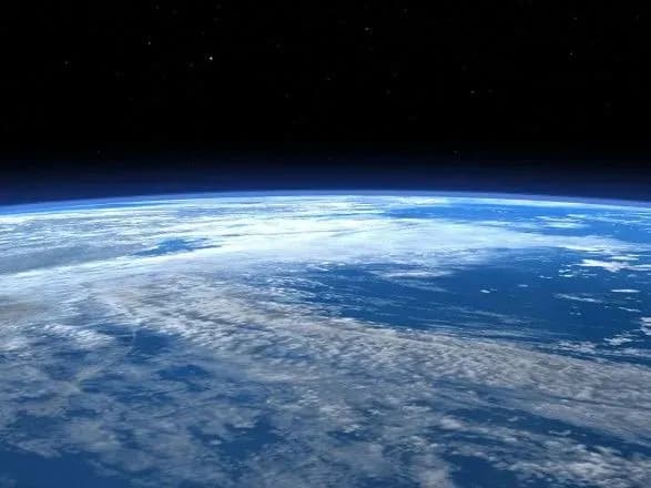 u-kosmosi-planuyut-zbuduvati-kinostudiyu-ta-sportivnu-arenu