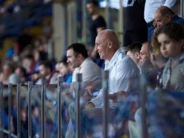 metalist-ne-vikoristovuye-bazu-u-visokomu-pobudovanu-yaroslavskim-cherez-te-scho-ne-virisheno-pitannya-yiyi-peredachi-mistu