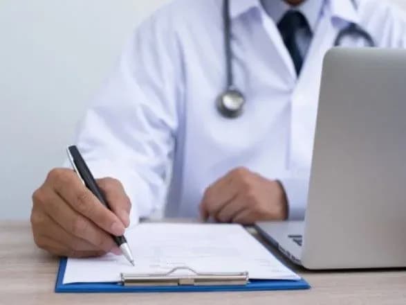 chi-obovyazkovo-potribno-vidalyati-fibroadenomu-vidpovid-likarya-spitaylisod