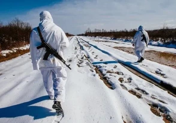 nepodalik-ukrayinsko-rumunskogo-kordonu-znayshli-mertvim-19-richnogo-prikordonnika