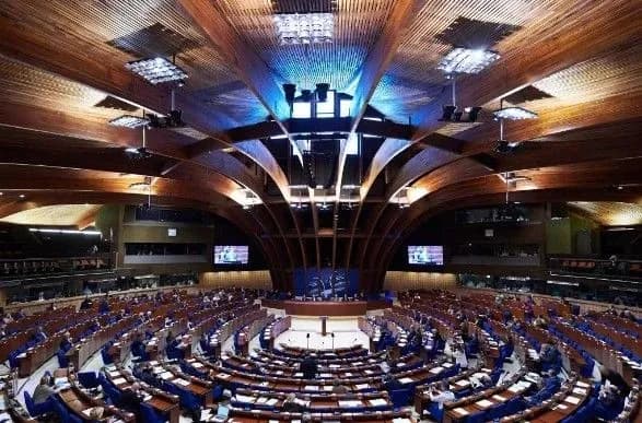 parye-pidtrimala-popravku-iz-zaklikom-do-rosiyi-vidvesti-svoyi-viyska-vid-kordoniv-ukrayini