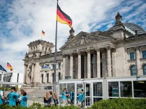 u-bundestagu-zavtra-vidbudutsya-slukhannya-schodo-rosiyskoyi-zagrozi-ukrayini