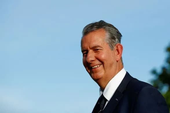 pershiy-ministr-pivnichnoyi-irlandiyi-podav-u-vidstavku-cherez-pravila-torgivli-pislya-brexit