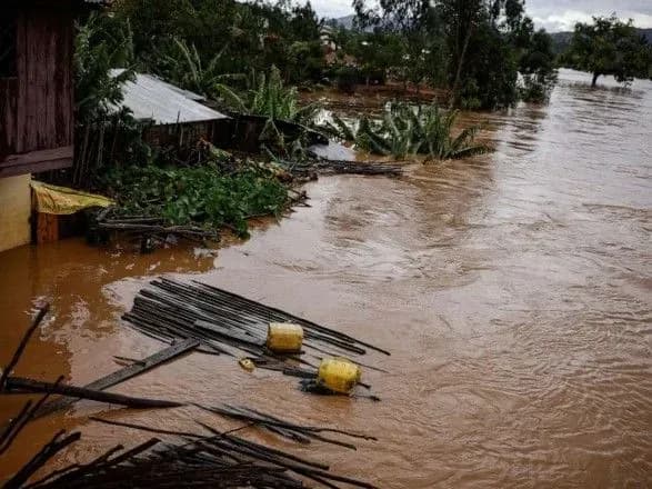 tsiklon-batsiray-na-madagaskari-kilkist-zhertv-zbilshilasya
