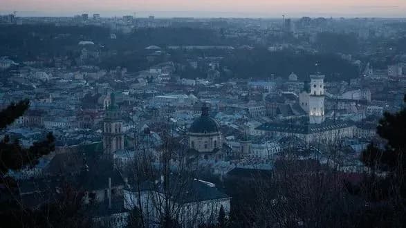 posolstvo-niderlandiv-pereyizhdzhaye-z-kiyeva-do-lvova