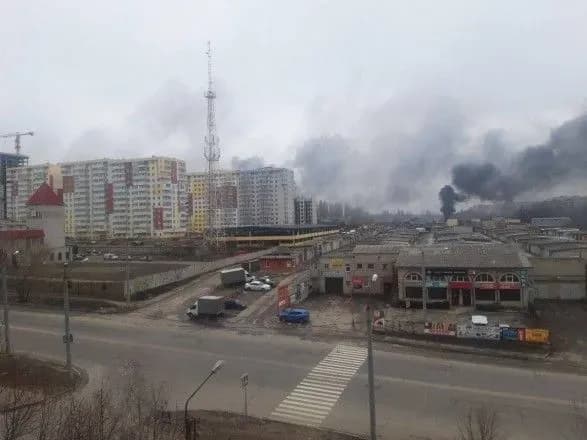 okupanti-zavdali-udaru-po-rinku-barabashovo-u-kharkovi