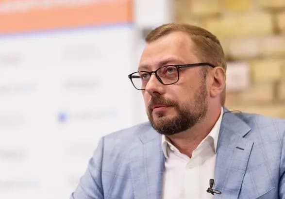 situatsiya-na-chernigivschini-vnochi-vid-vorozhikh-obstriliv-zagorilosya-10-budinkiv