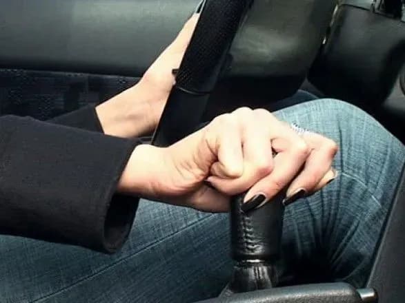 servisni-tsentri-mvs-vidnovlyuyut-skladannya-praktichnogo-ispitu-na-prava-kategoriyi-v