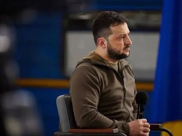 zelenskiy-nayaktualnishi-pitannya-peregovoriv-z-rf-tse-garantiyi-bezpeki-i-neytralnist-dolya-donbasu-i-krimu