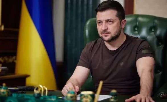 v-uyavi-putina-yogo-armiya-naypotuzhnisha-ale-v-rf-chuli-pro-yiyi-geroyizm-tilki-po-tb-zelenskiy