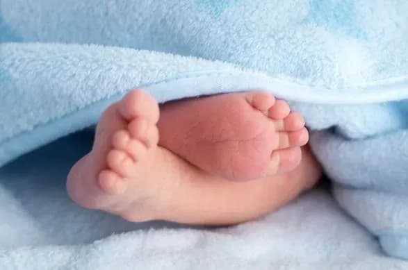 z-pochatku-viyni-v-ukrayini-narodilosya-ponad-42-tis-nemovlyat-zelenska