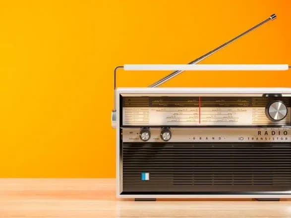 russkoe-radio-v-ukrayini-pereymenuvali-na-radio-bayraktar